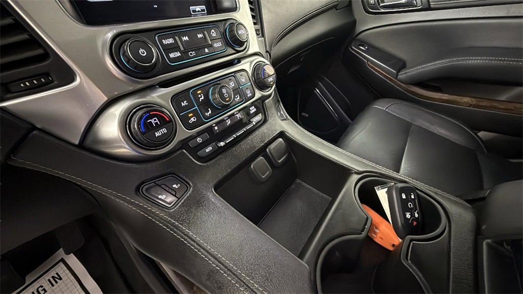 Used 2019 Chevrolet Tahoe LT w/ LT Signature Package image 22