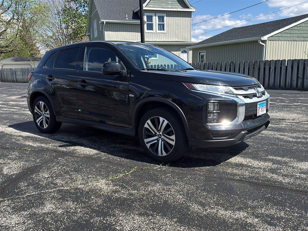 Used 2021 Mitsubishi Outlander Sport ES image 3