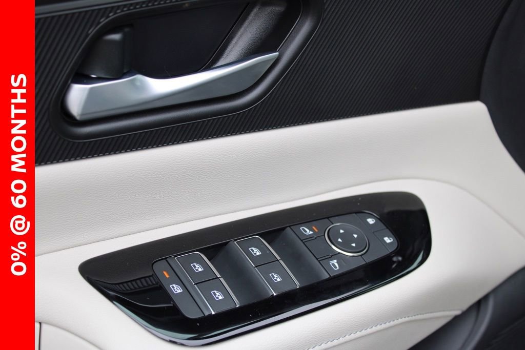 New 2025 Nissan Murano SV w/ Cargo Package image 13