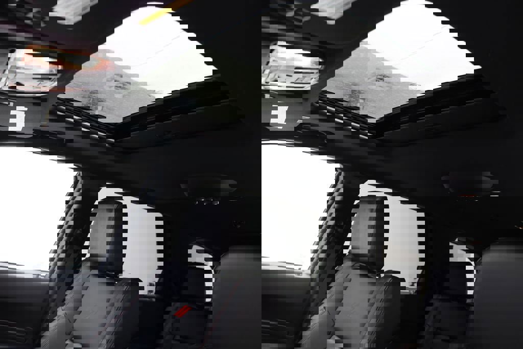 Used 2025 Dodge Durango GT image 18