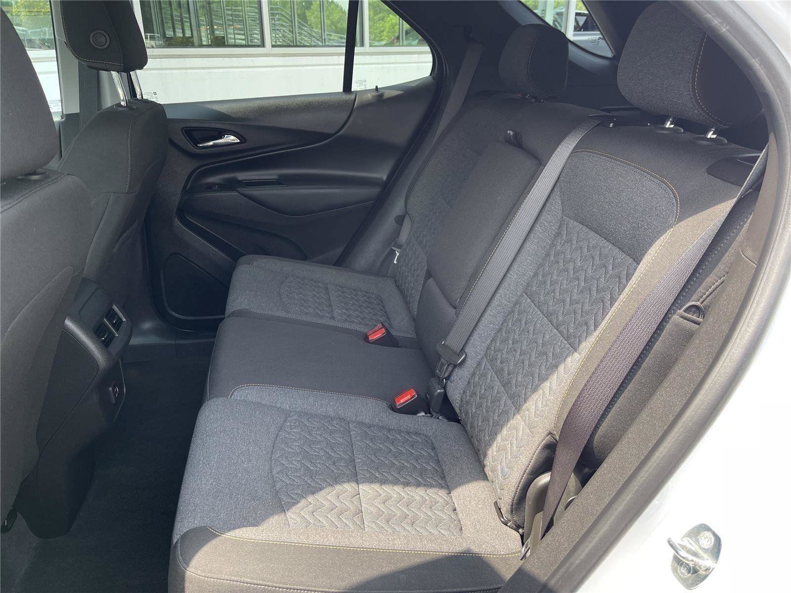 Used 2023 Chevrolet Equinox LT AWD/4WD image 33
