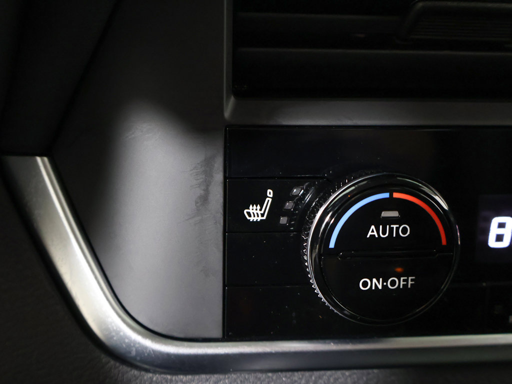 Used 2026 Nissan Rogue SV AWD/4WD image 46