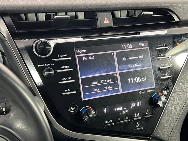 Used 2020 Toyota Camry XLE FWD image 24