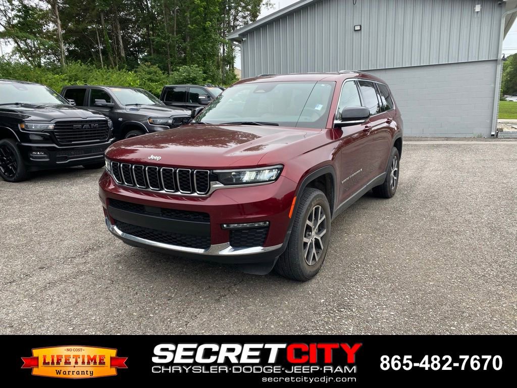 Used 2023 Jeep Grand Cherokee L Limited AWD/4WD image 1