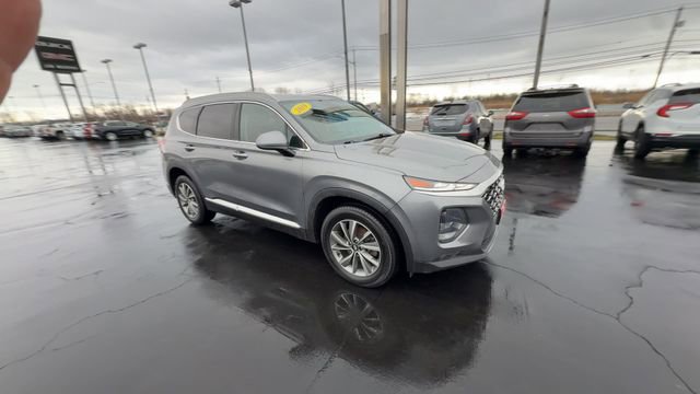 Used 2019 Hyundai Santa Fe SEL image 2