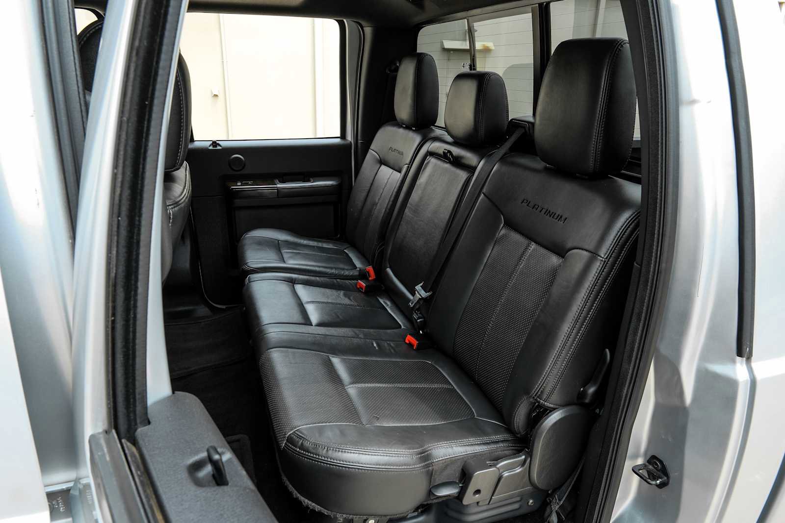 Used 2016 Ford F250 Platinum w/ FX4 Off-Road Package AWD/4WD image 41