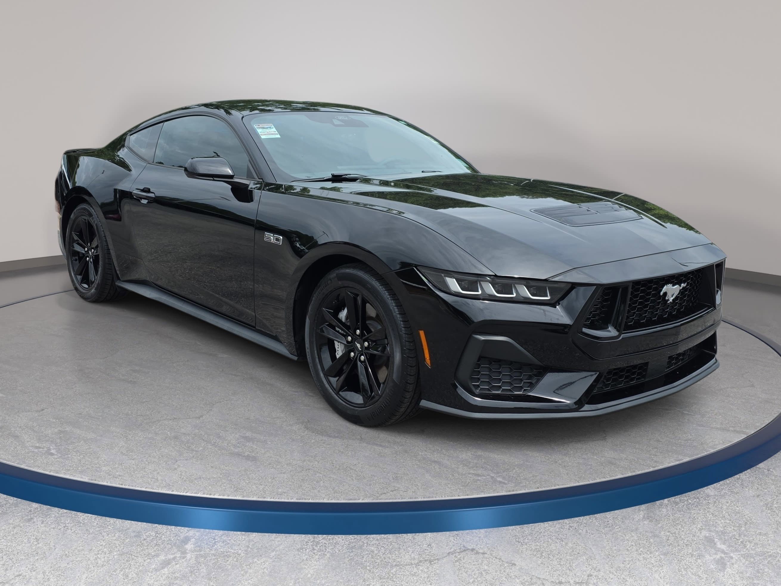 Used 2024 Ford Mustang GT RWD image 3