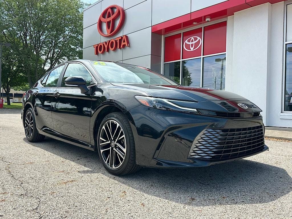 Certified 2025 Toyota Camry XLE AWD/4WD image 7