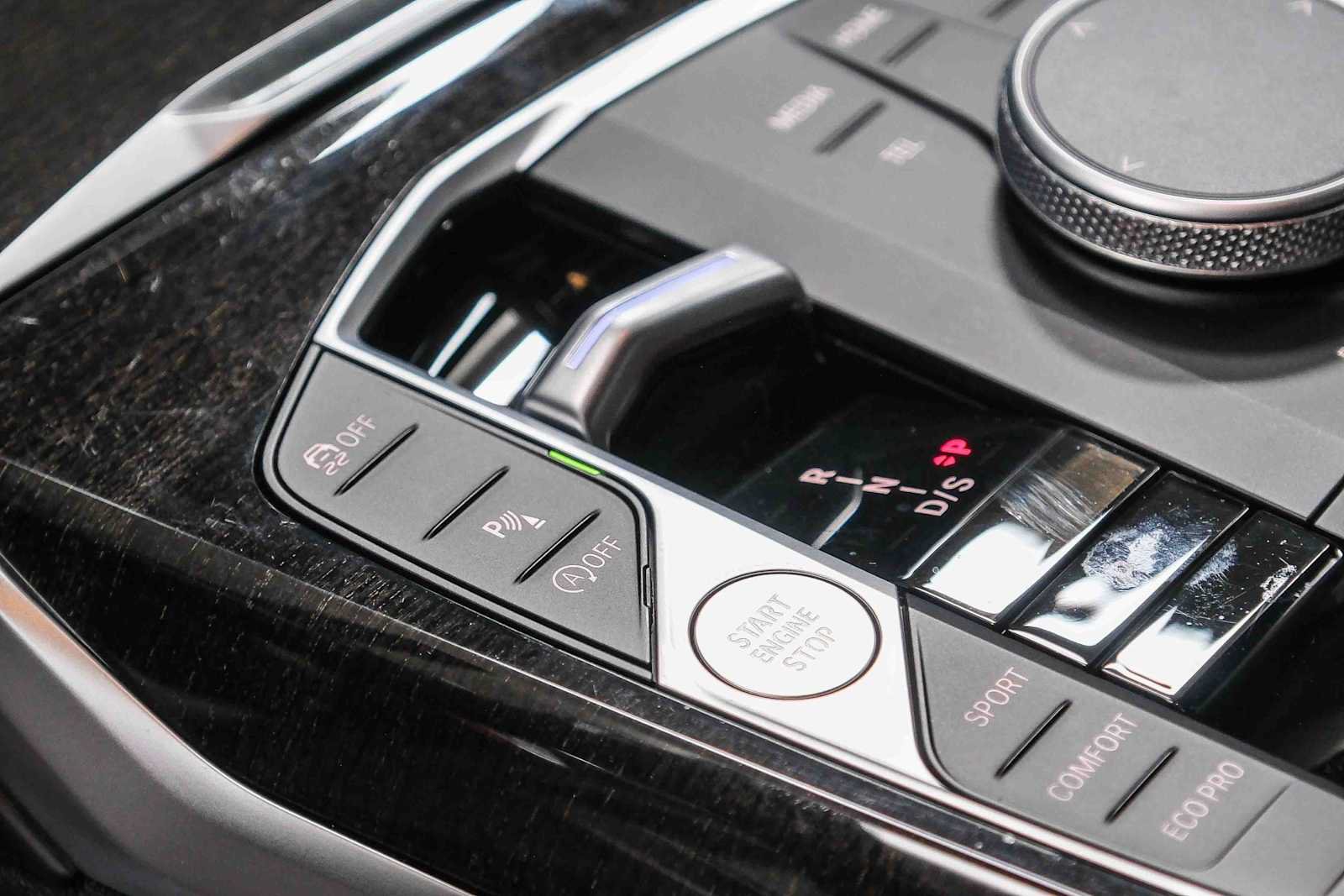 Used 2024 BMW 430i Coupe w/ Convenience Package RWD image 21