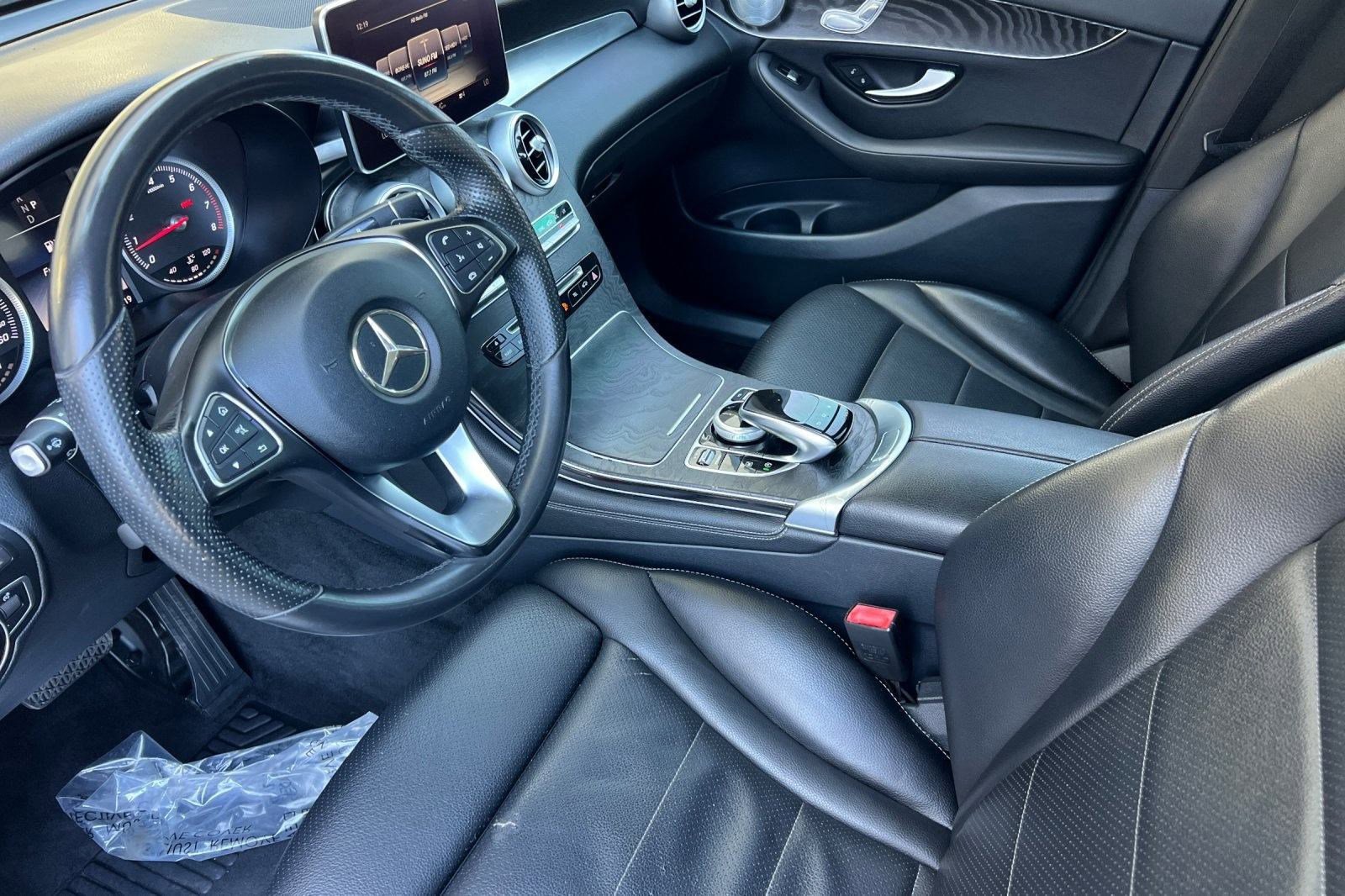 Certified 2016 Mercedes-Benz GLC 300 image 4