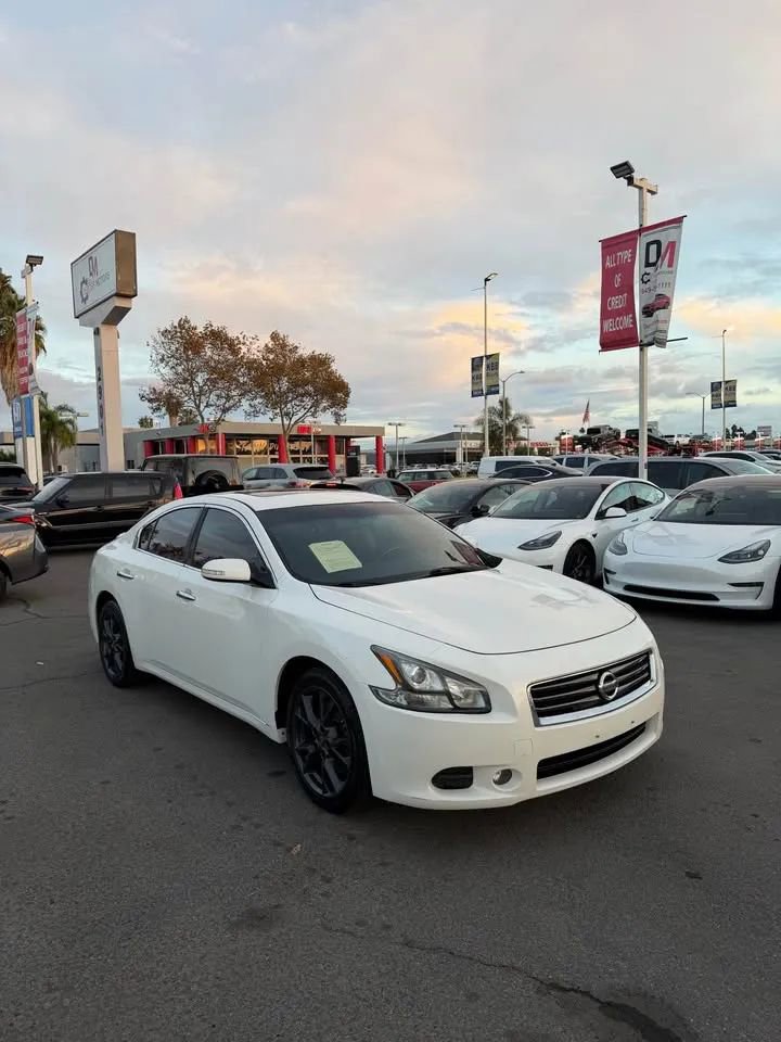Used 2012 Nissan Maxima 3.5 S w/ Limited Edition Pkg image 3