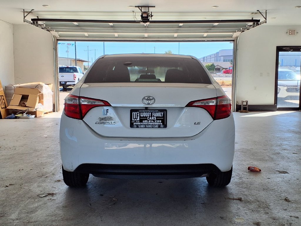 Used 2016 Toyota Corolla LE FWD image 17