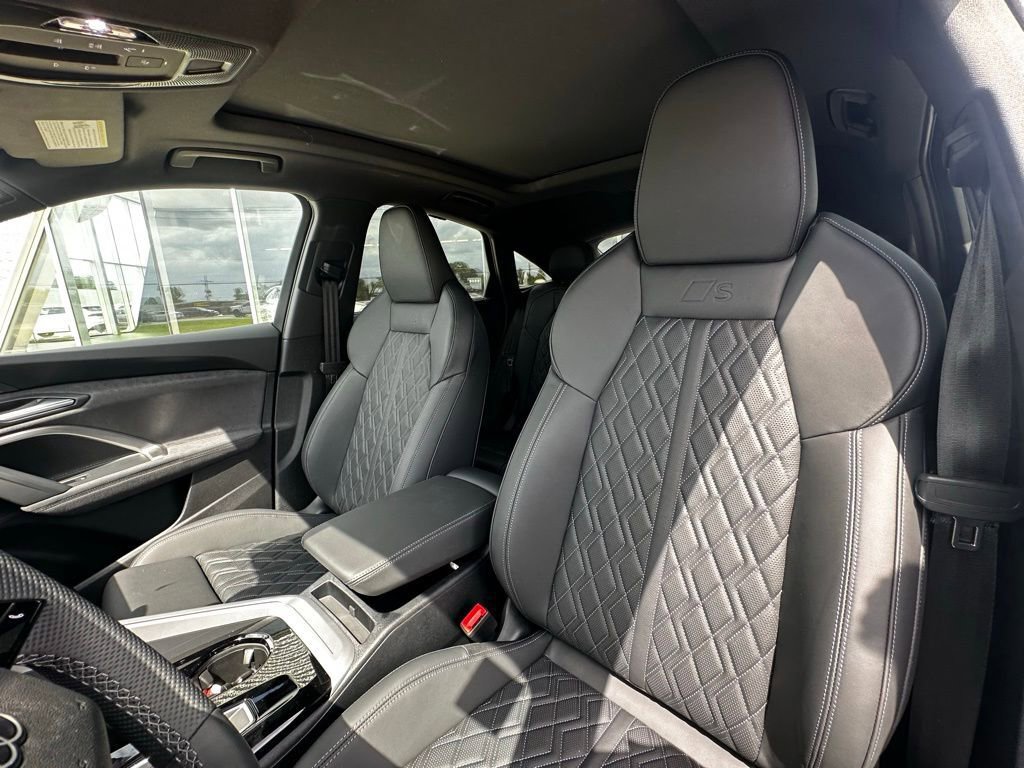 New 2026 Audi SQ5 Premium Plus image 15