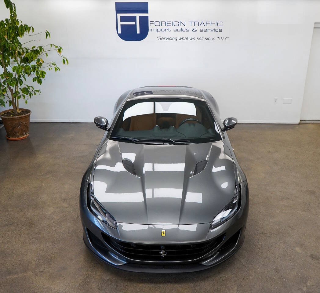 Used 2019 Ferrari Portofino RWD image 52