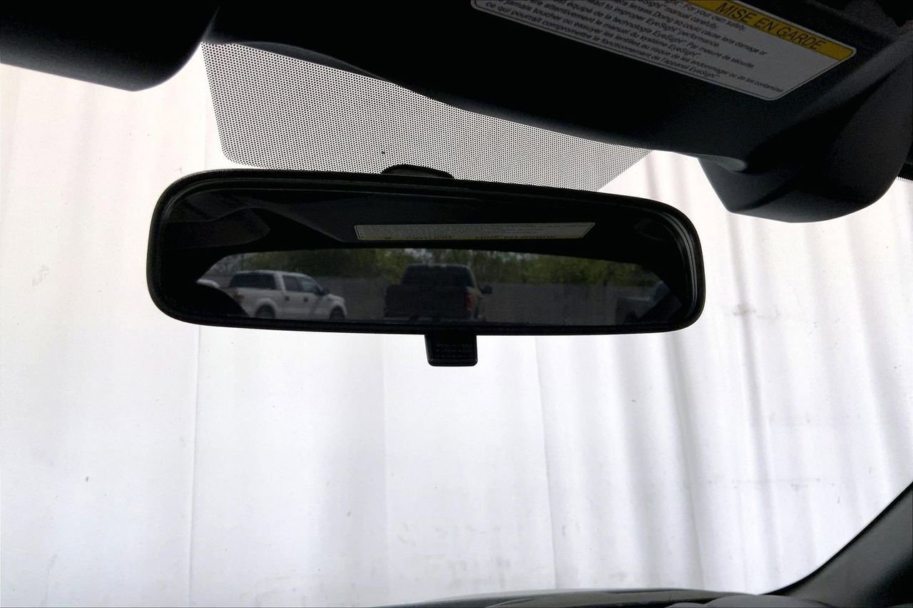 Used 2022 Toyota GR86 image 17