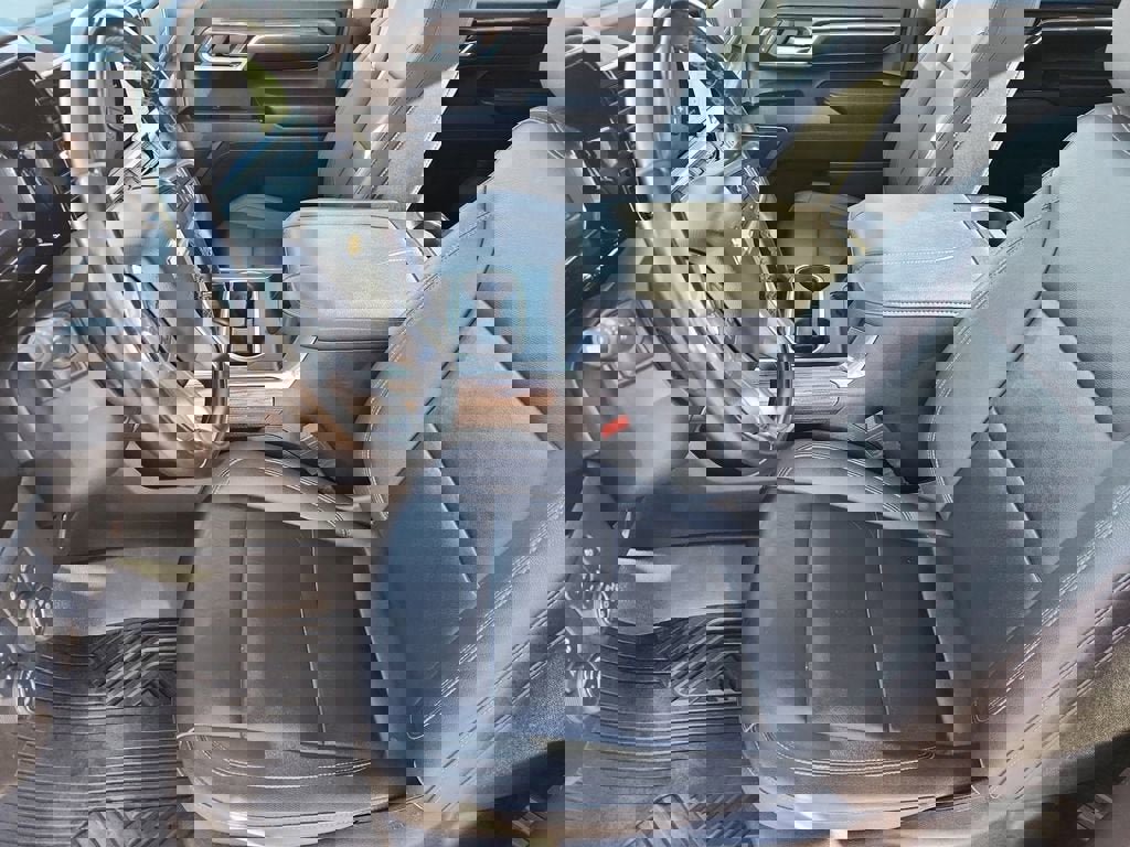 Used 2024 Chevrolet Silverado 2500 LT w/ All Star Edition image 9