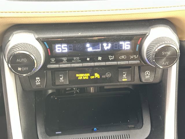 Used 2021 Toyota RAV4 XLE w/ Convenience Package image 14