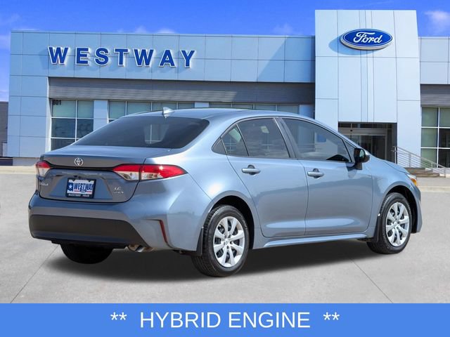 Used 2026 Toyota Corolla LE FWD image 3