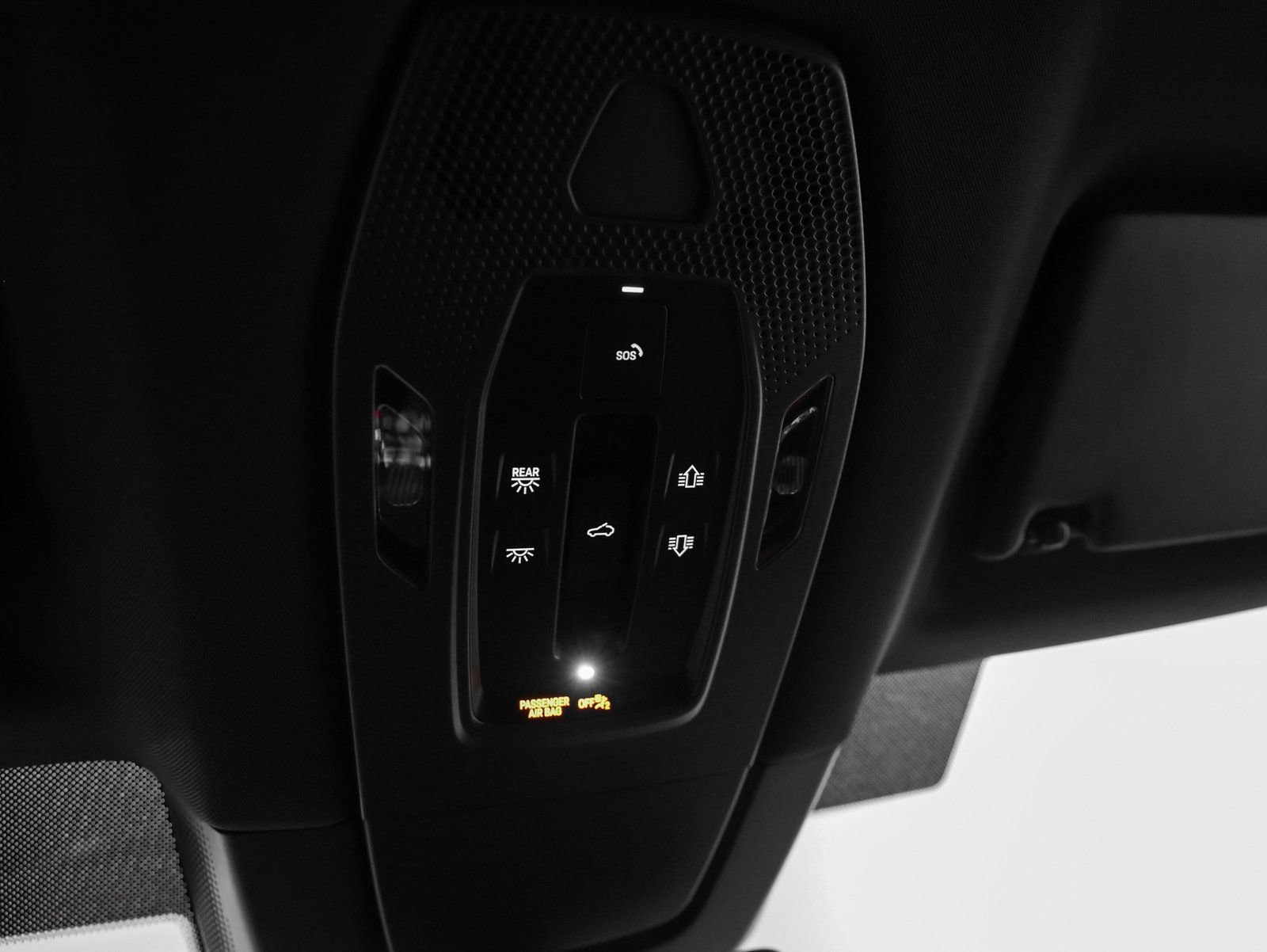 New 2026 Porsche Macan 4 Electric image 45