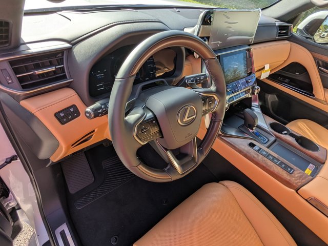 New 2026 Lexus LX 700h Luxury video 3