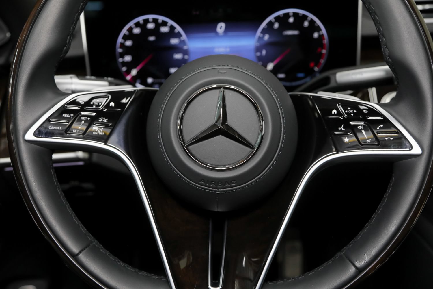 Used 2026 Mercedes-Benz Maybach S 580 4MATIC image 64