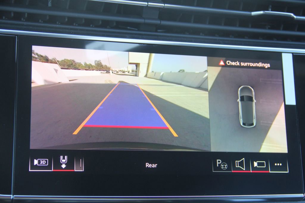 New 2025 Audi RS Q8 performance image 25