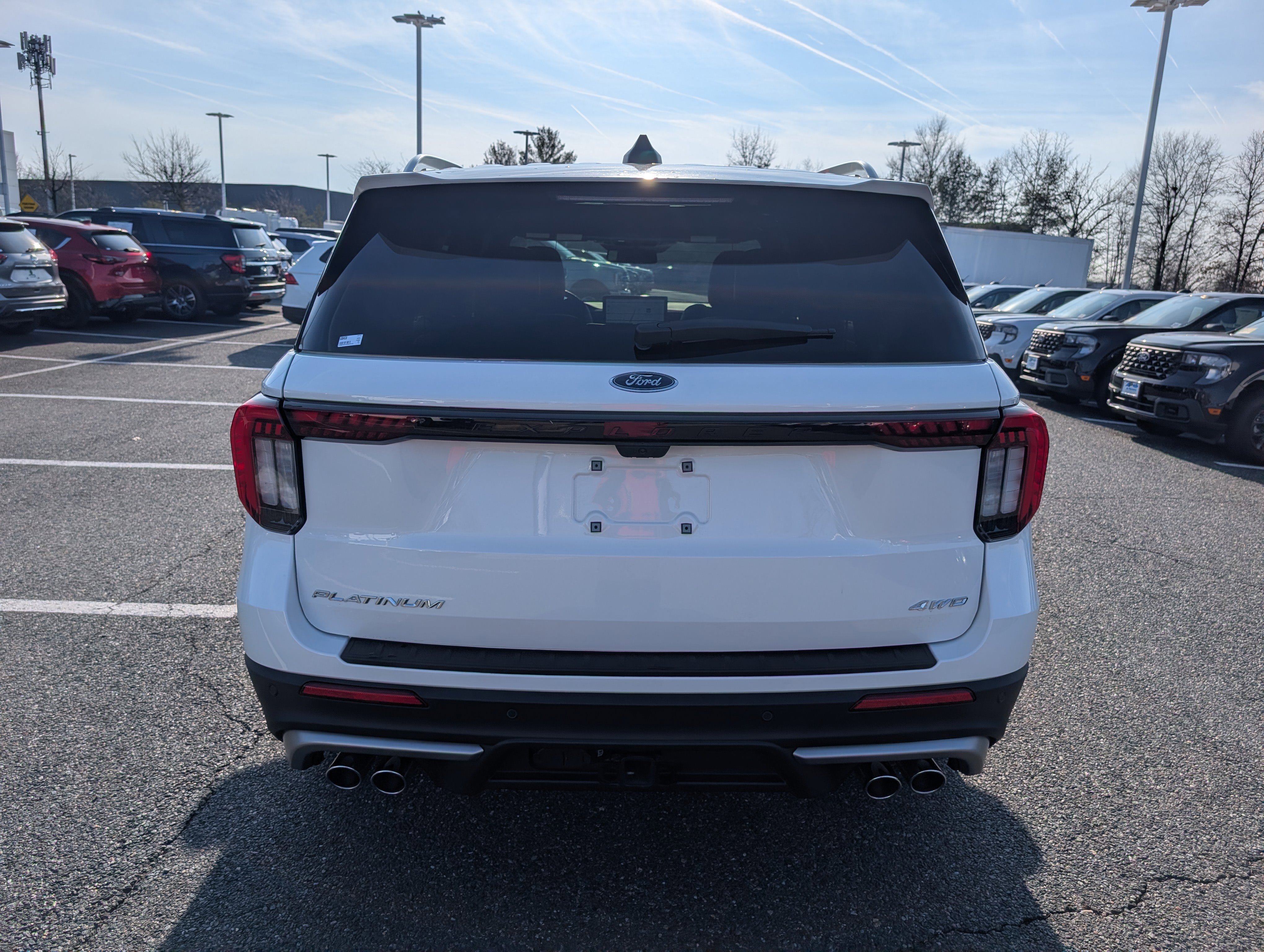Used 2025 Ford Explorer Platinum w/ Ultimate Package image 4