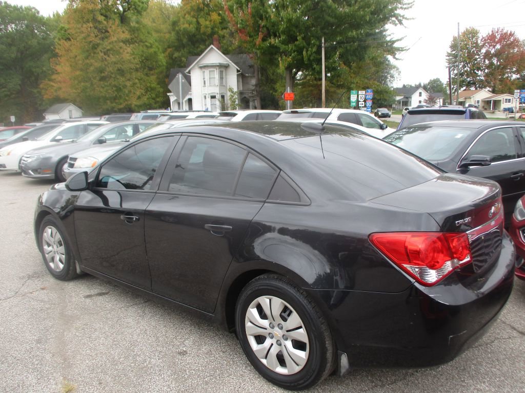 Used 2015 Chevrolet Cruze LS image 5