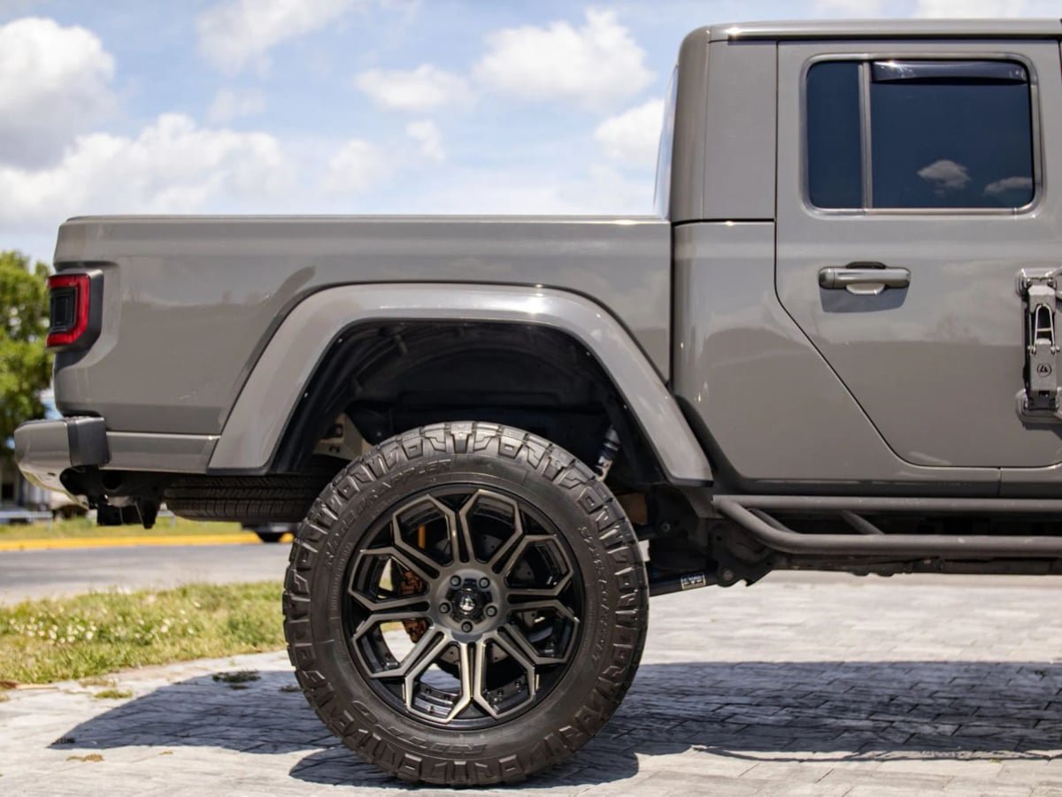 Used 2022 Jeep Gladiator Overland AWD/4WD image 17