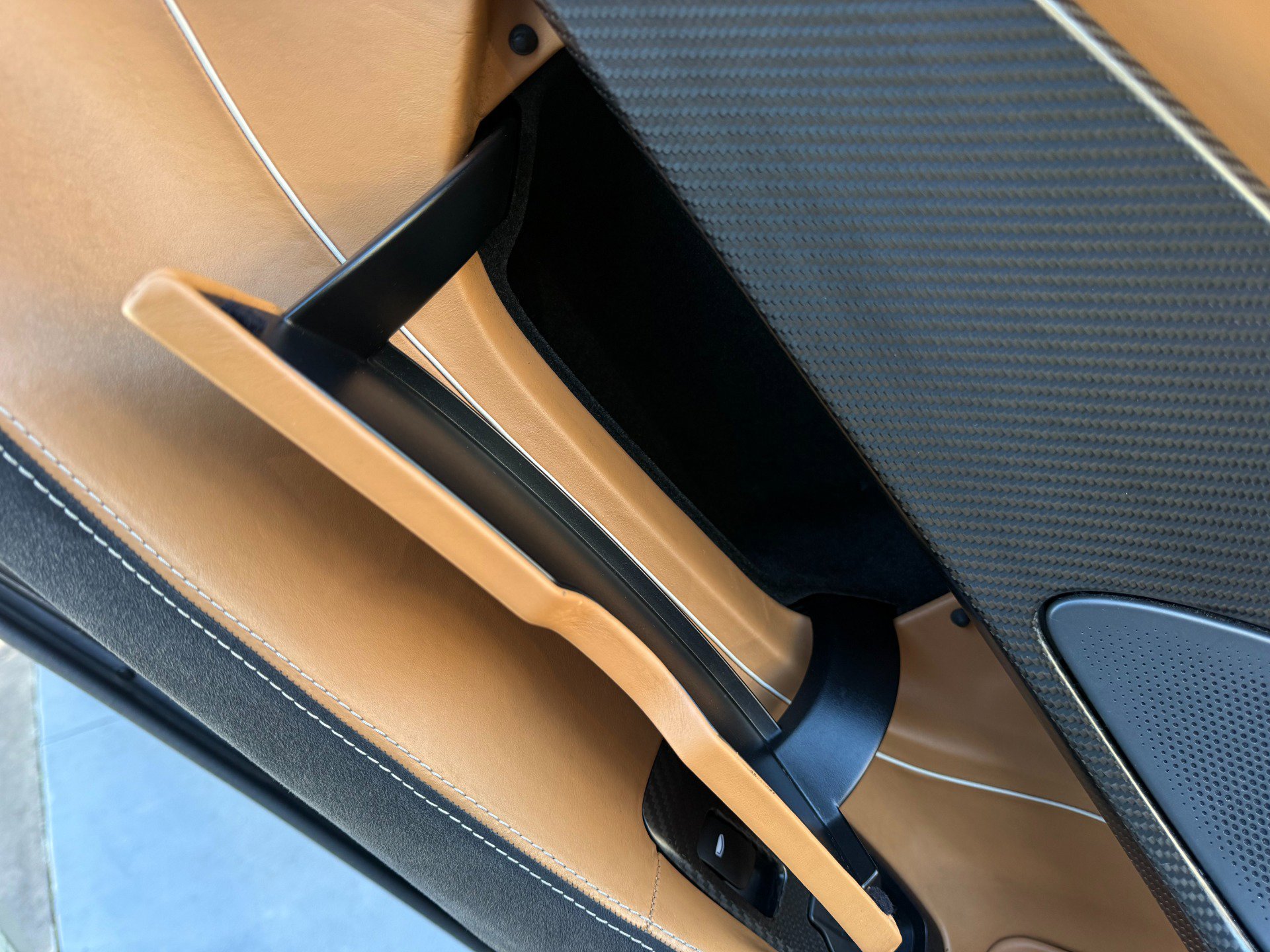 Used 2018 McLaren 570S Spider image 72