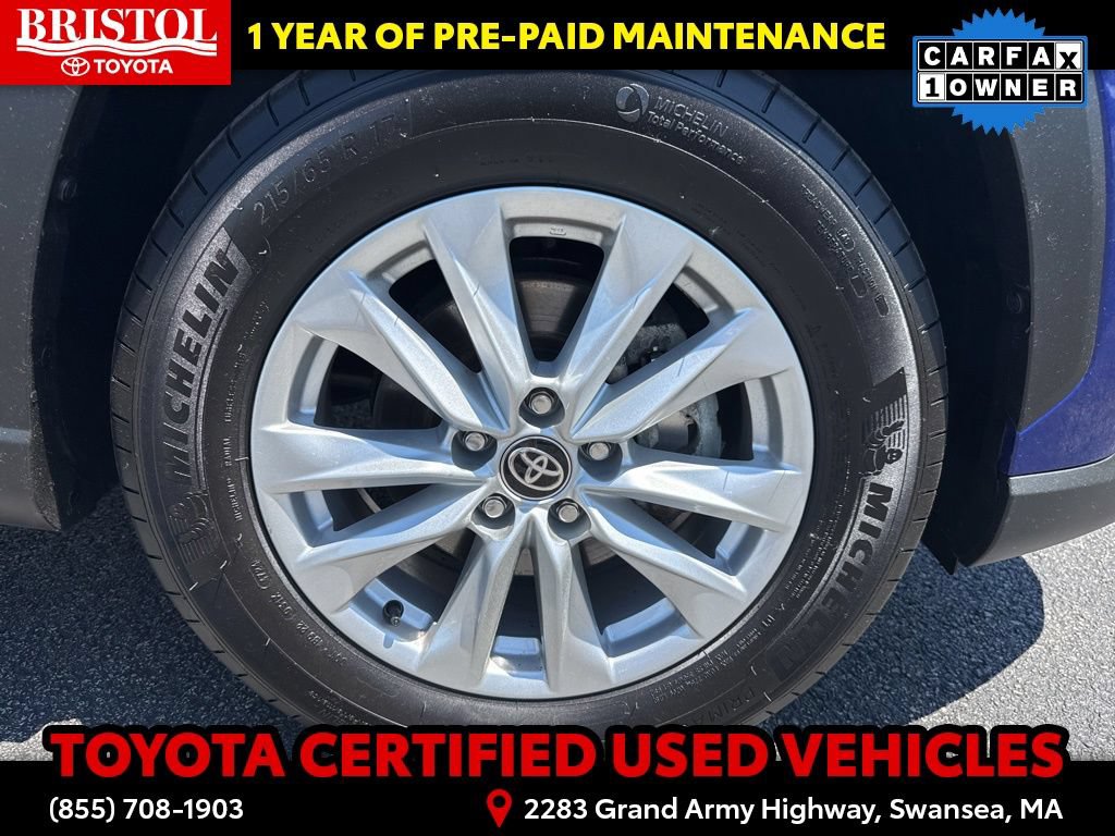 Certified 2025 Toyota Corolla Cross LE AWD/4WD image 14