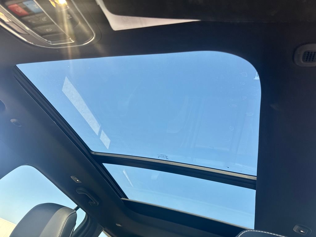 Used 2024 Jeep Grand Cherokee Limited w/ Trailer Tow Package image 21