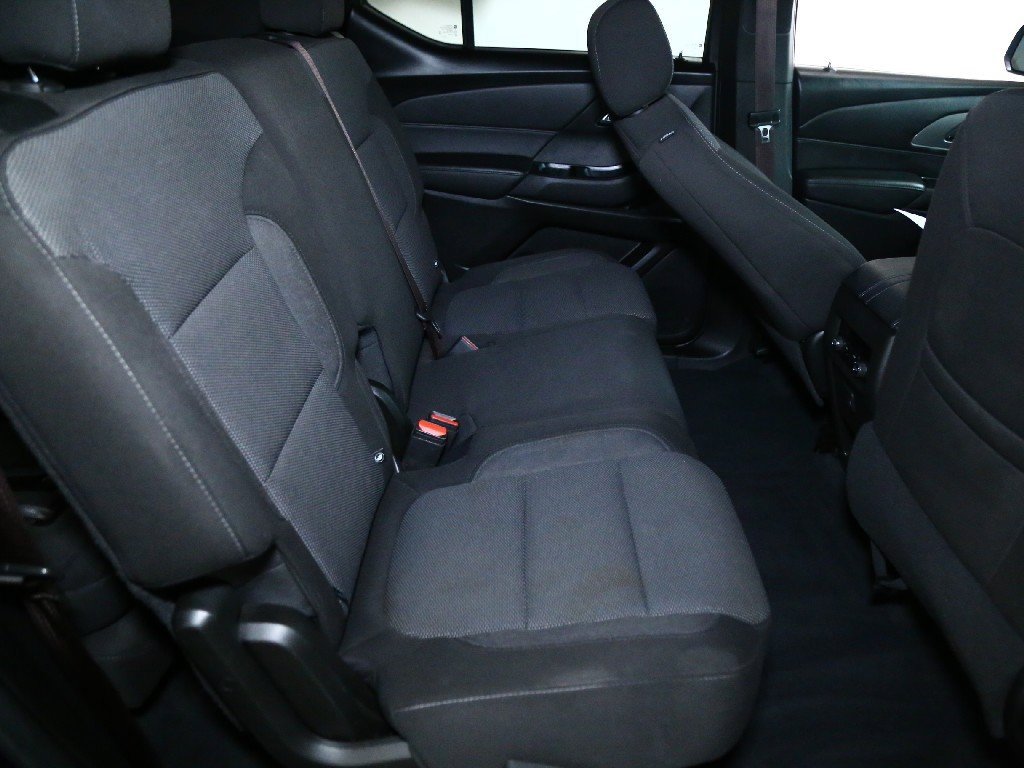 Used 2023 Chevrolet Traverse LT image 31