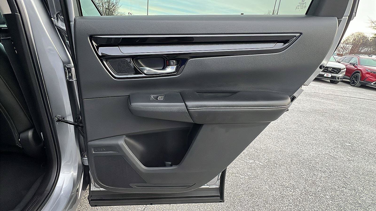 Used 2026 Honda CR-V EX-L image 14