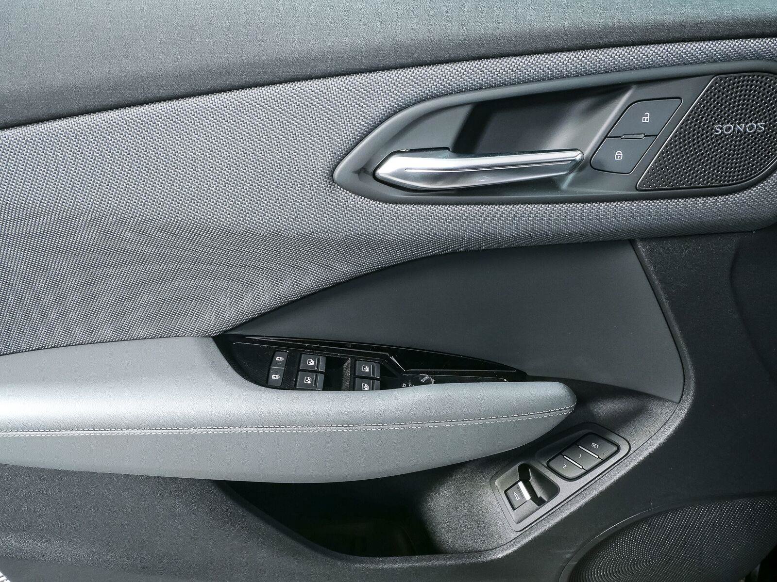 New 2026 Audi Q3 quattro 2.0T AWD/4WD image 6