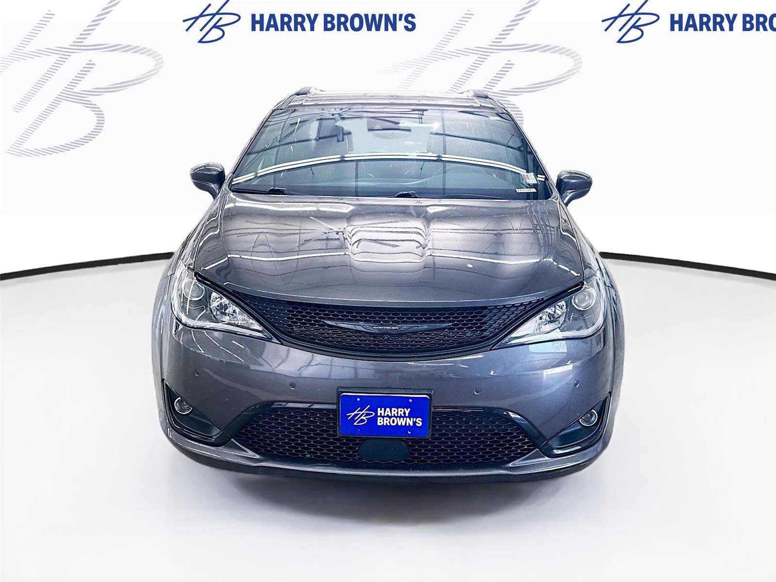 Used 2020 Chrysler Pacifica Touring-L Plus w/ Advanced Safetytec Group image 6