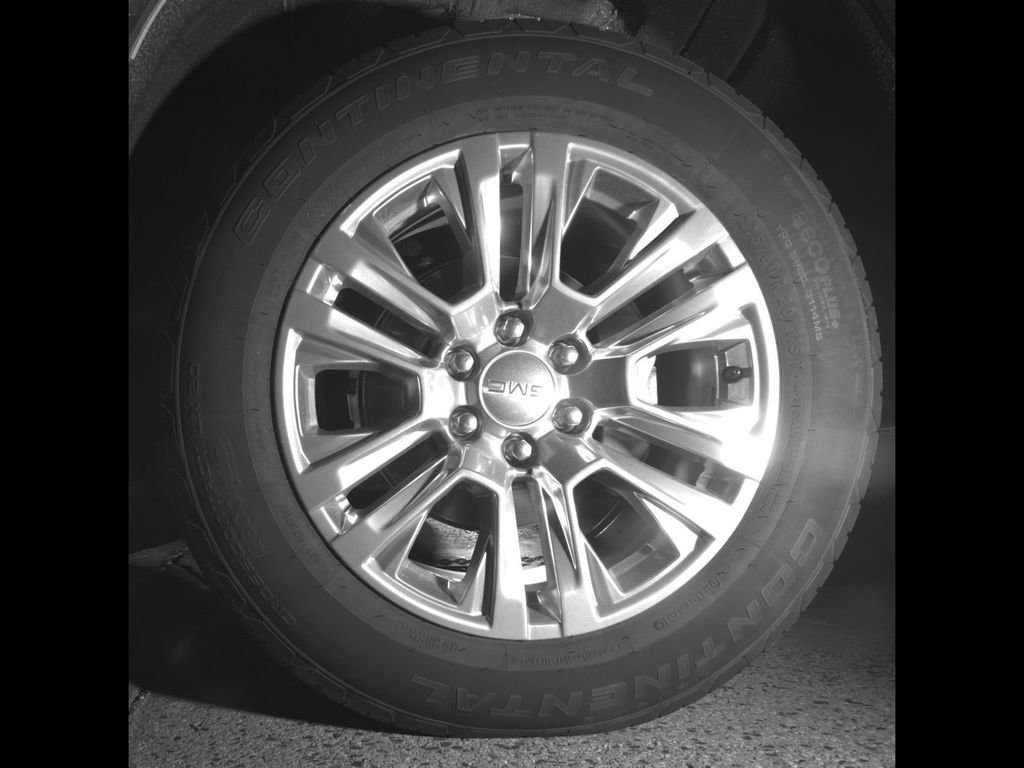 Certified 2022 GMC Yukon Denali image 36