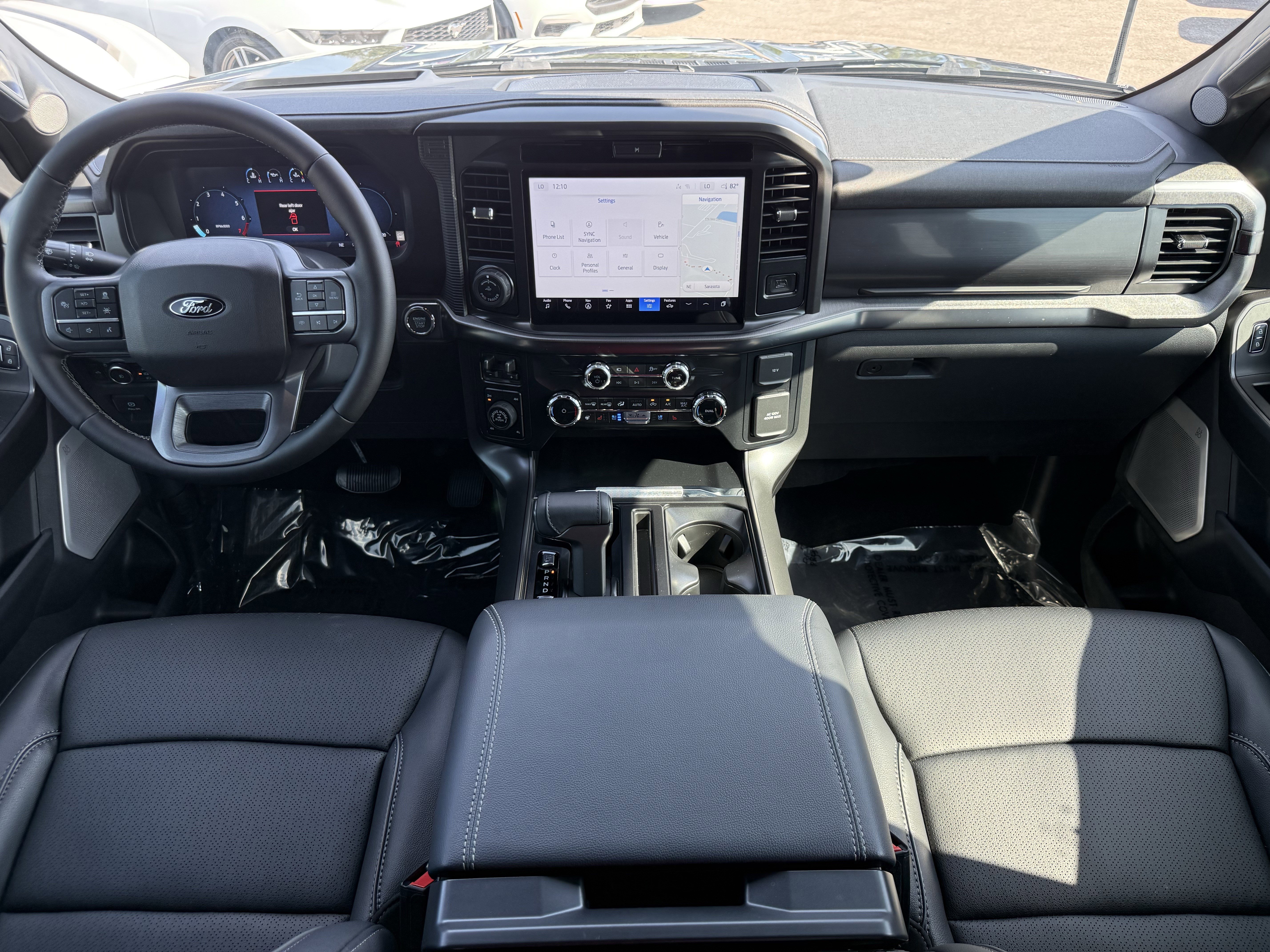 New 2025 Ford F150 Lariat w/ Equipment Group 502A High image 17