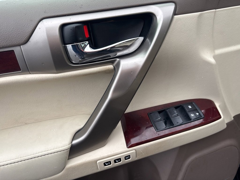 Used 2017 Lexus GX 460 image 21