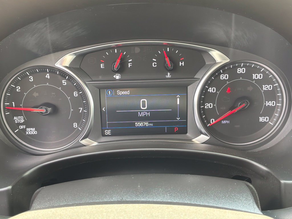 Used 2024 GMC Terrain SLE AWD/4WD image 15