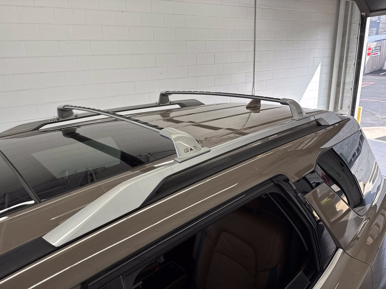 Used 2025 Nissan Pathfinder Platinum AWD/4WD image 18