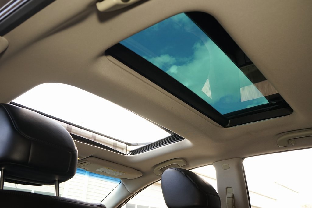 Used 2014 Nissan Murano LE w/ Platinum Edition Package image 17