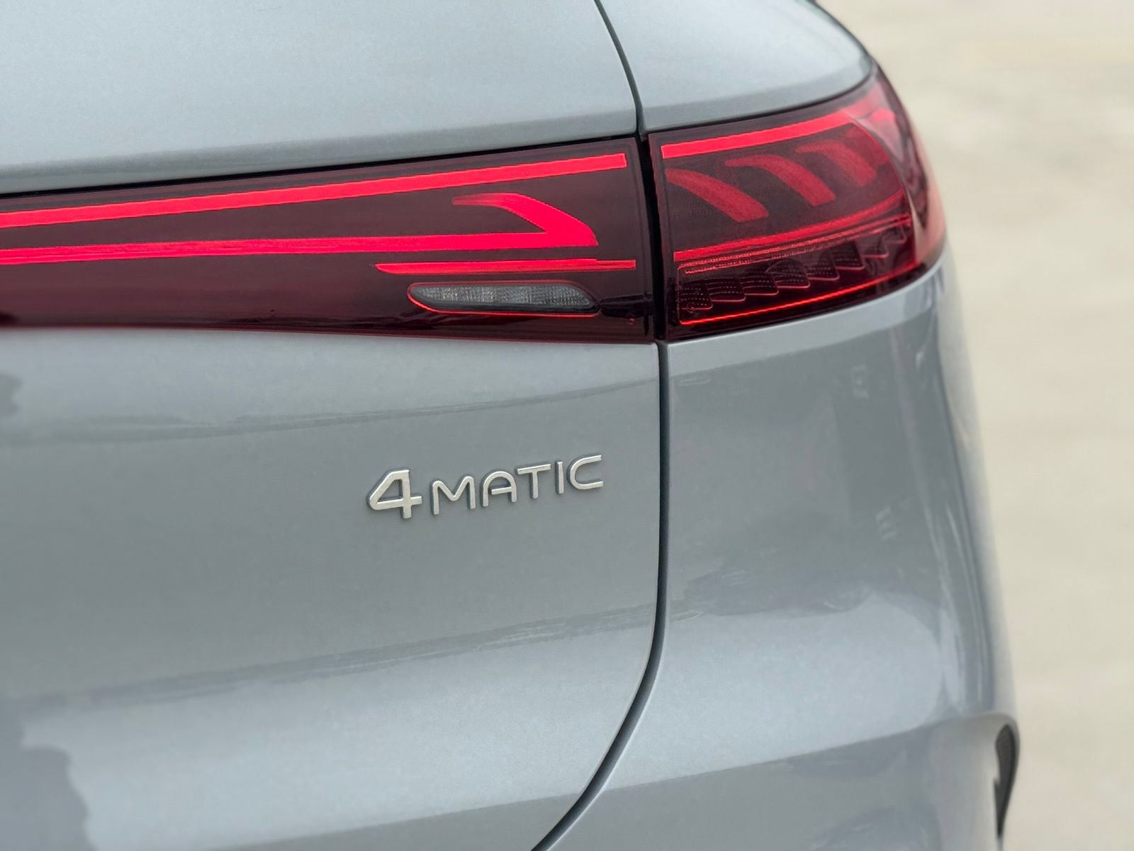 New 2026 Mercedes-Benz EQS 400 4MATIC SUV image 12
