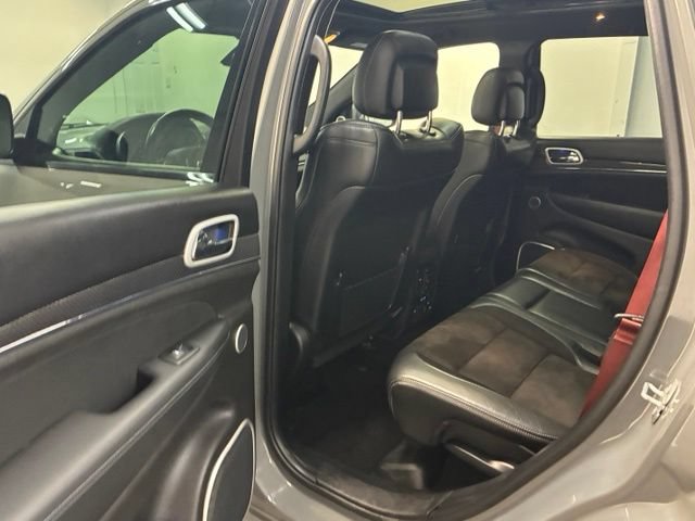 Used 2020 Jeep Grand Cherokee SRT AWD/4WD image 34
