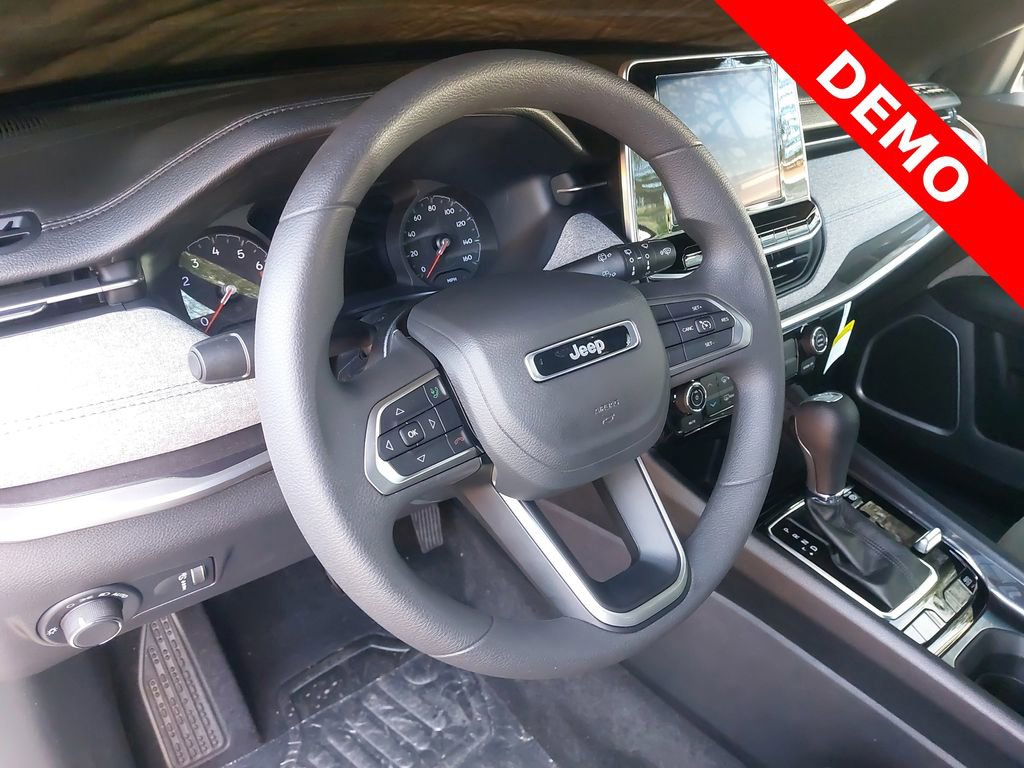 New 2025 Jeep Compass Sport image 15