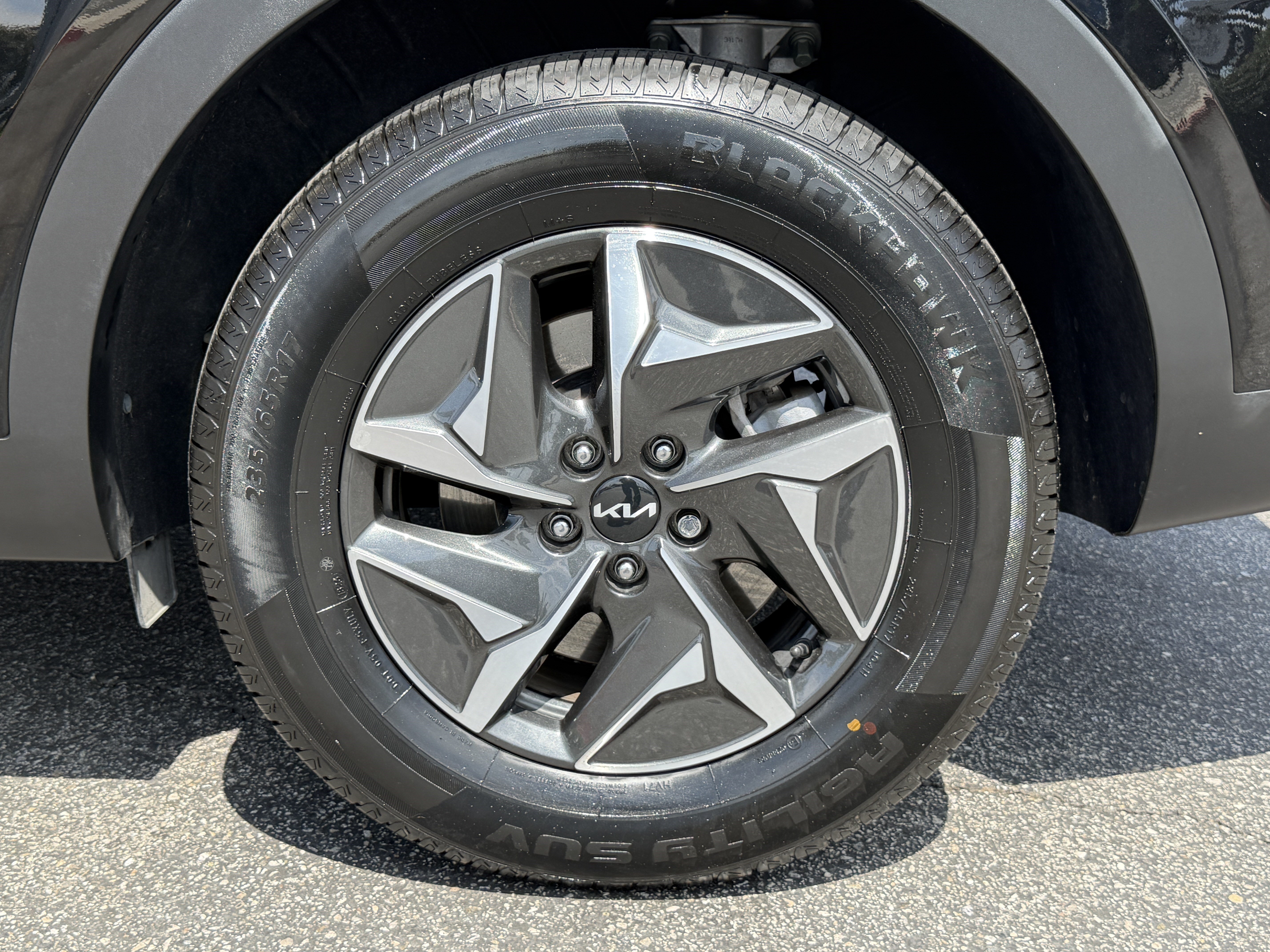 Certified 2023 Kia Sorento EX FWD image 11