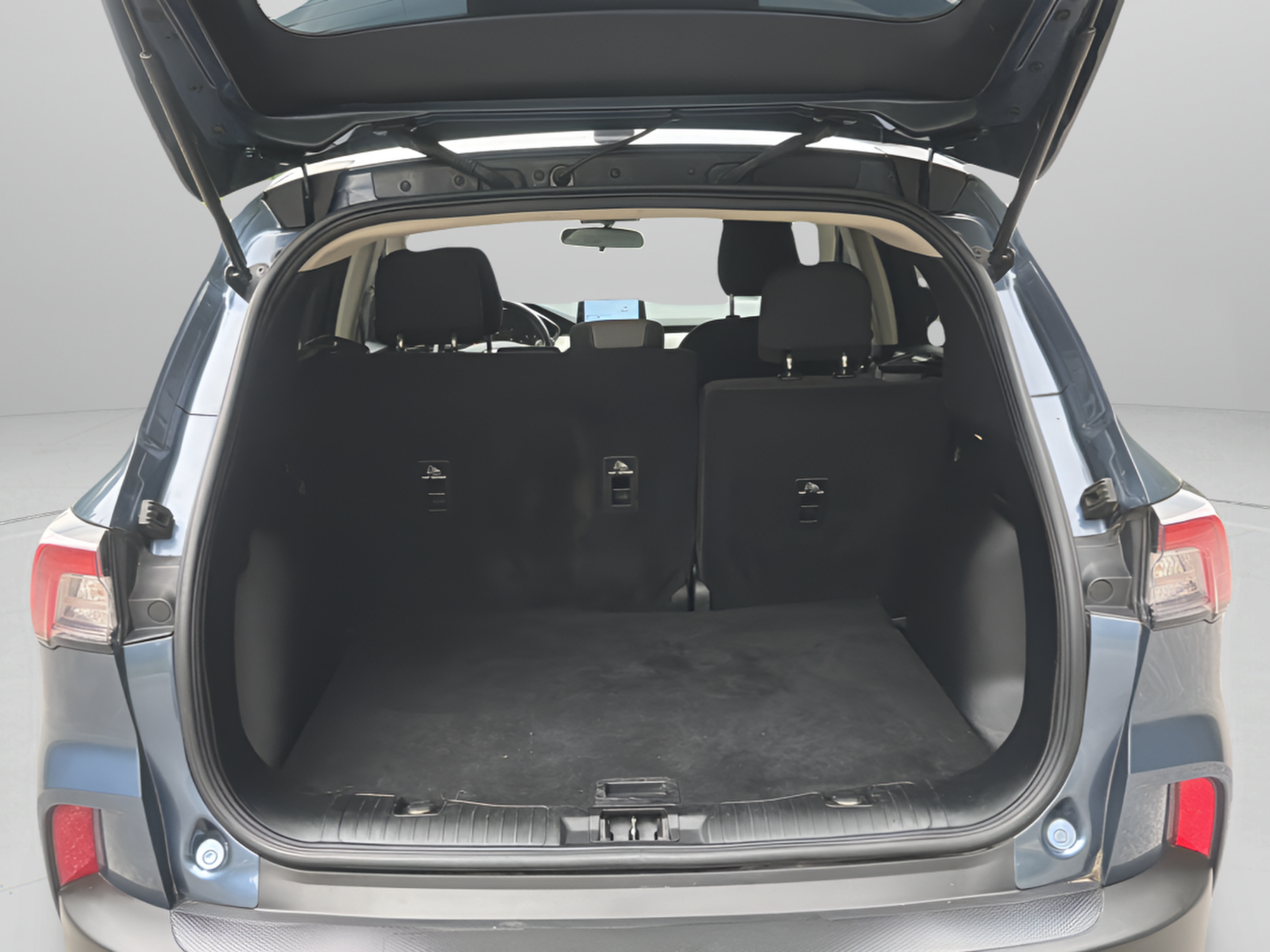 Used 2020 Ford Escape SE FWD image 21