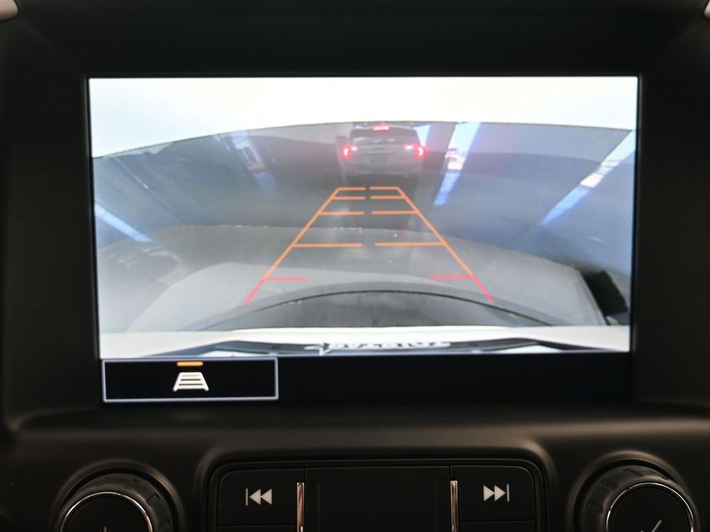 Used 2024 GMC Terrain SLT image 25