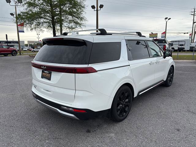 Used 2022 Kia Carnival SX Prestige image 5