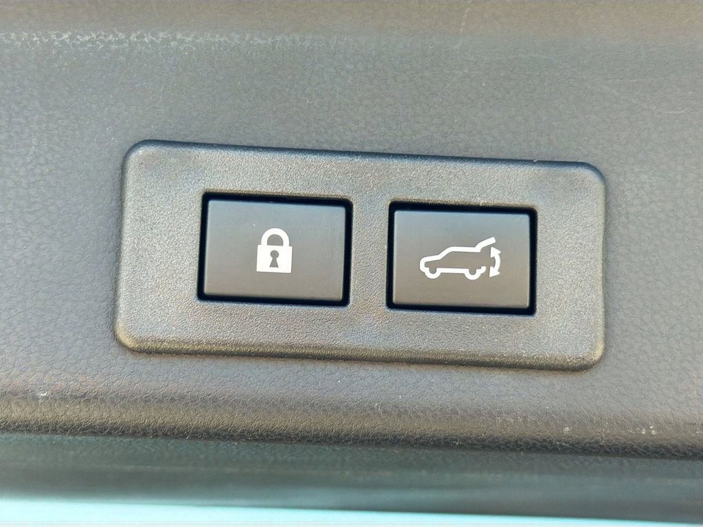 Used 2025 Subaru Ascent Premium AWD/4WD image 13